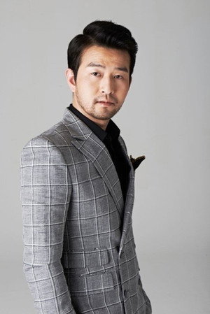 Hwang Geon portrait
