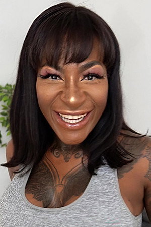 Josy Black portrait