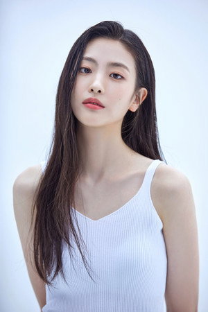 Oh Ye-ju portrait