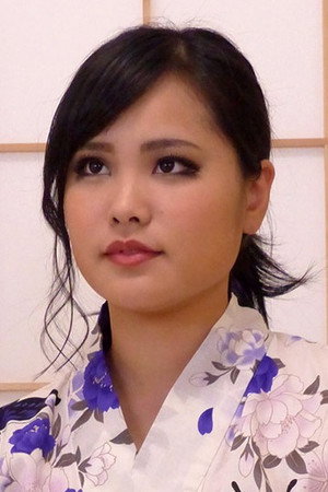 Megumi Honda portrait