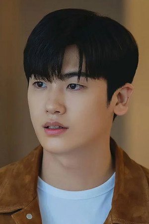 Park Hyung-sik portrait