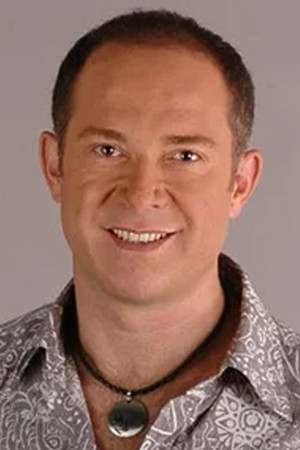 Sümer Ezgü portrait