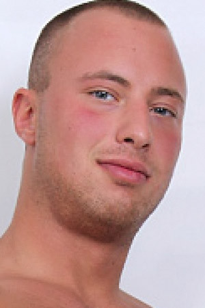 Dustin Tyler portrait