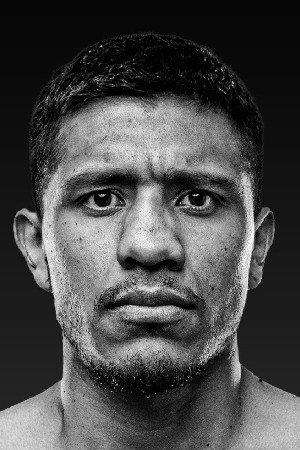 Luke Santamaria portrait
