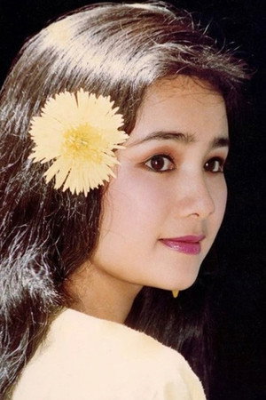 Thu Hà portrait