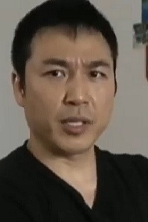 Lo Kwon portrait