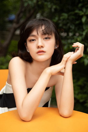 Wen Qi portrait