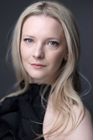 Morfydd Clark portrait