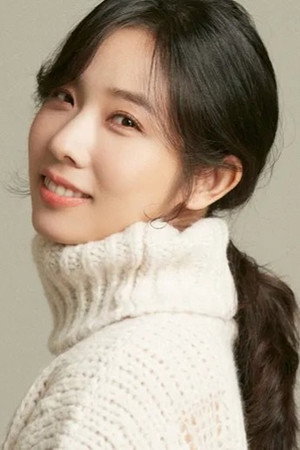 Bae Yu-ri portrait