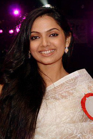 Samvrutha Sunil portrait