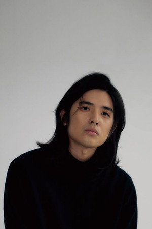 Ouyang Lun portrait