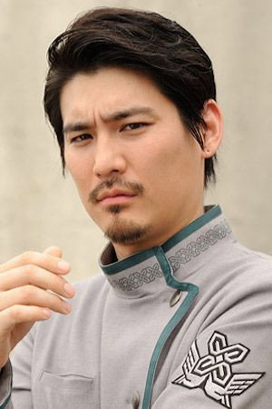 Kensei Mikami portrait