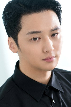 Byun Yo-han portrait