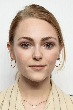 AnnaSophia Robb portrait