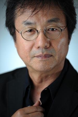 Jeong Dong-hwan portrait