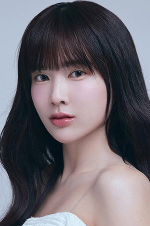 Punyawee Jungcharoen portrait