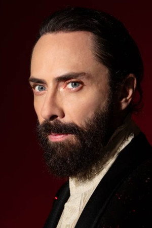 Jay de la Cueva portrait