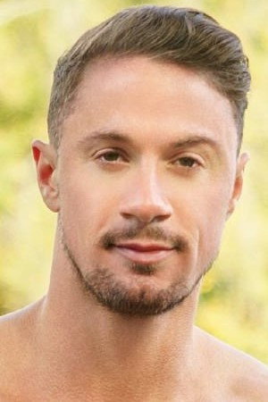 Skyy Knox portrait