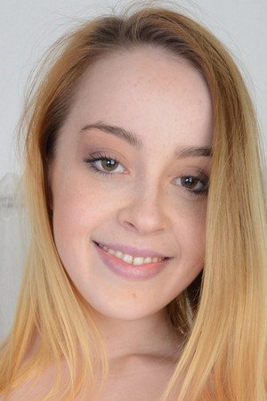 Alexia Gold portrait