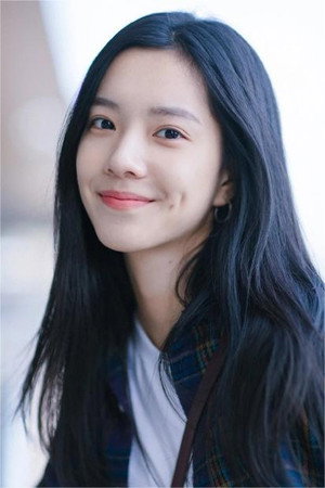 Sabrina Zhuang portrait
