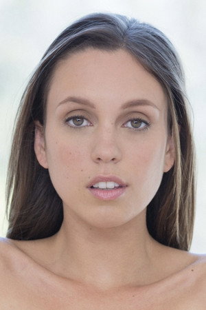 Jade Nile portrait