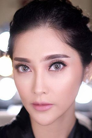 Eva Anindita portrait