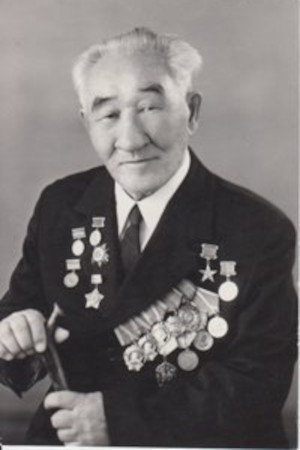 Serke Kozhamkulov portrait