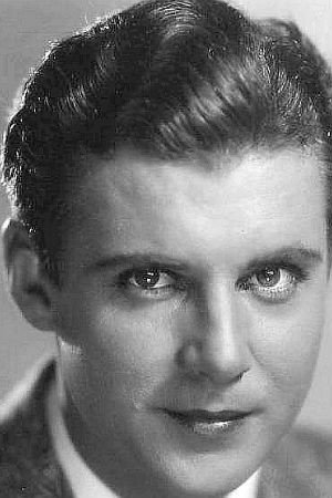 Fred MacKaye portrait
