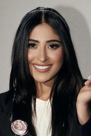 Shujoun Al Hajri portrait