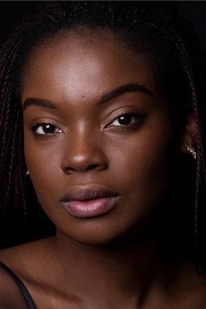 Melanie de Vales portrait