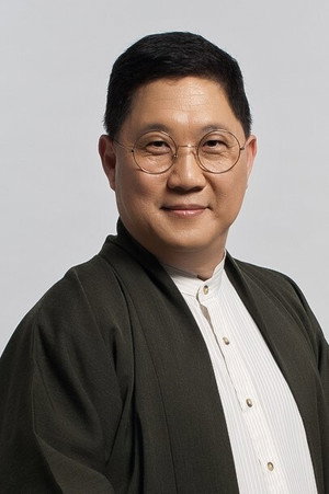 Yi-kang Feng portrait
