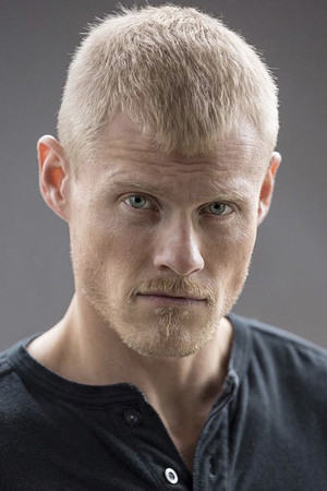 Matt Roy portrait
