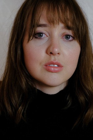 Stephanie English portrait