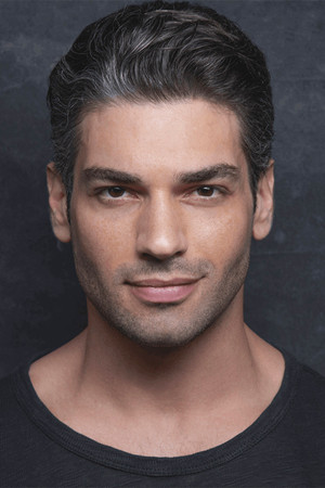 Şükrü Özyıldız portrait