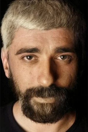 Asil Büyüközçelik portrait