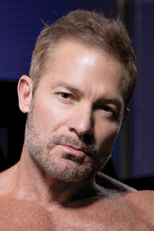 Greg Dixxon portrait