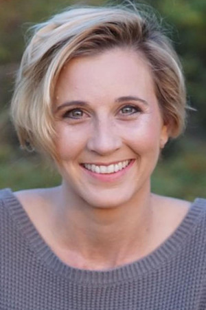 Sara Rashelle portrait