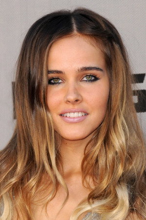 Isabel Lucas portrait