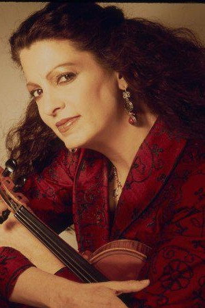 Scarlet Rivera portrait