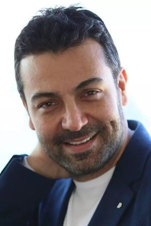 Saruhan Hünel portrait