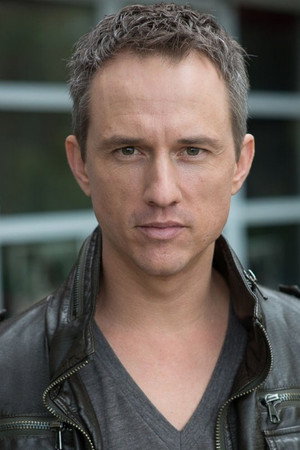 Daniel Arnold portrait
