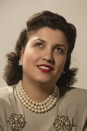 Hacer Buluş portrait