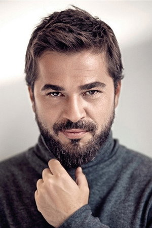 Engin Altan Düzyatan portrait
