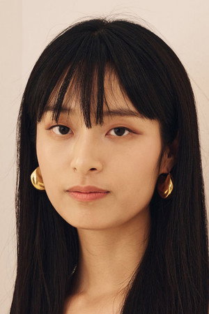 Bella Kim portrait