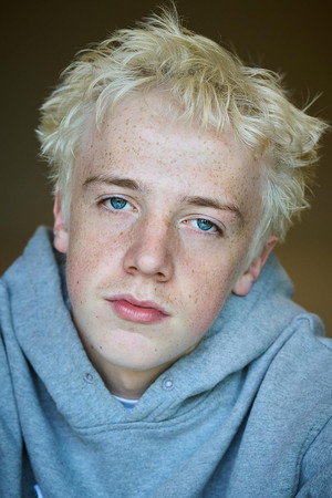 Leo Ashton portrait
