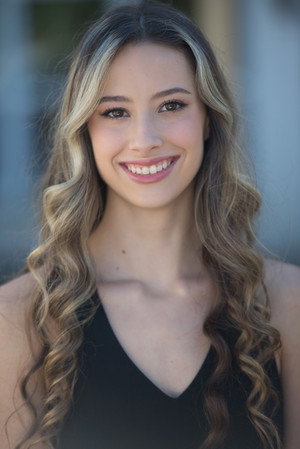 Avaryana Rose portrait