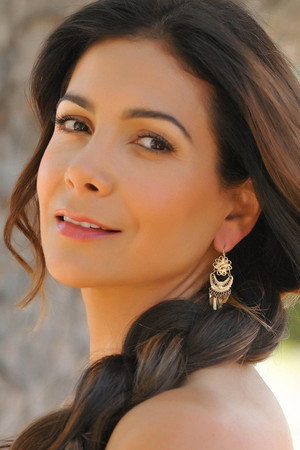 Patricia Manterola portrait