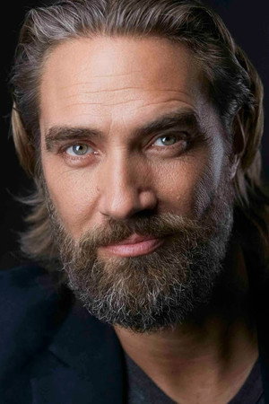 Lukas Hassel portrait
