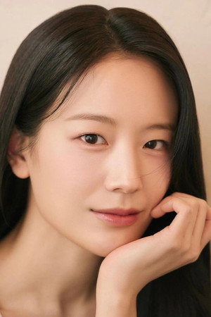 Jang Gyu-ri portrait