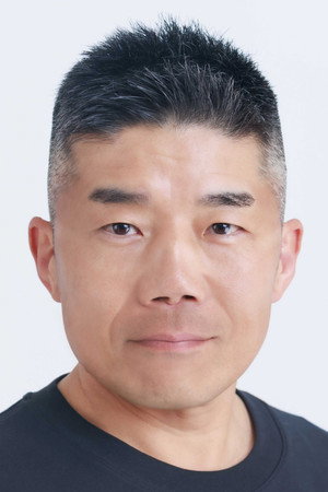 Atsushi Imaruoka portrait